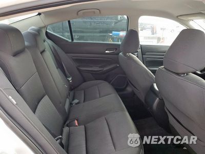 Zdjęcie 10 z 14 samochodu: 2019 NISSAN ALTIMA S VIN:1N4BL4BV1KC152666 - miniatura