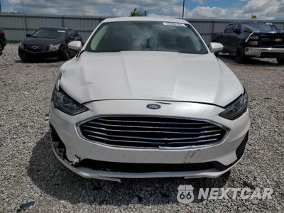 Piąte zdjęcie samochodu w środku: 2019 FORD FUSION SE VIN:3FA6P0LU3KR112997 - miniatura