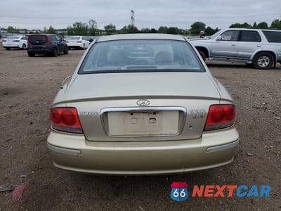 Zdjęcie 6 z 12 samochodu: 2002 HYUNDAI SONATA GLS VIN:KMHWF35H42A714778 - miniatura