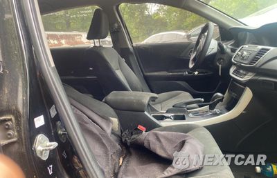 Piąte zdjęcie samochodu w środku: 2013 HONDA ACCORD LX VIN:1HGCR2F39DA091741 - miniatura