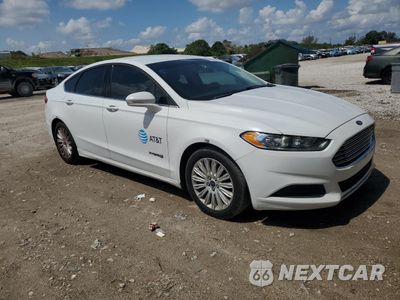 Czwarte zdjęcie samochodu z boku: 2016 FORD FUSION SE HYBRID VIN:3FA6P0LU6GR208338 - miniatura
