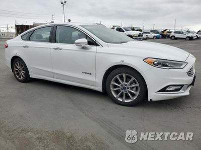 Czwarte zdjęcie samochodu z boku: 2017 FORD FUSION SE HYBRID VIN:3FA6P0LU9HR409751 - miniatura
