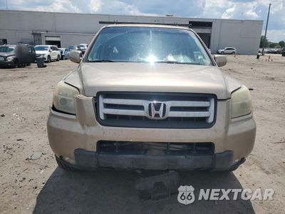 Piąte zdjęcie samochodu w środku: 2006 HONDA PILOT EX VIN:5FNYF18526B001104 - miniatura