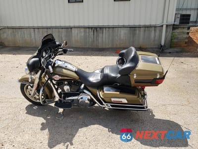 Trzecie zdjęcie samochodu z tyłu: 2007 HARLEY-DAVIDSON FLHTCUI VIN:1HD1FC4157Y615760 - miniatura