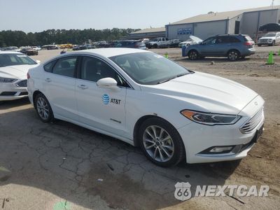 Czwarte zdjęcie samochodu z boku: 2018 FORD FUSION SE HYBRID VIN:3FA6P0LU5JR163531 - miniatura