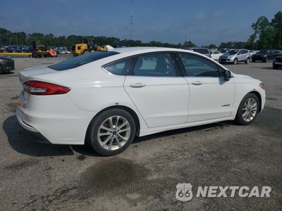 Trzecie zdjęcie samochodu z tyłu: 2019 FORD FUSION SE VIN:3FA6P0LUXKR124788 - miniatura