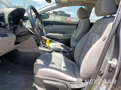 Zdjęcie 7 z 13 samochodu: 2018 HYUNDAI ELANTRA SEL VIN:5NPD84LF3JH296475 - miniatura