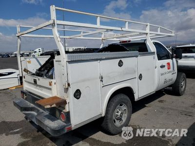 Trzecie zdjęcie samochodu z tyłu: 2011 CHEVROLET SILVERADO C2500 HEAVY DUTY VIN:1GB0CVCG9BF205737 - miniatura