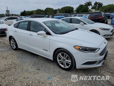 Czwarte zdjęcie samochodu z boku: 2018 FORD FUSION SE HYBRID VIN:3FA6P0LU0JR278697 - miniatura