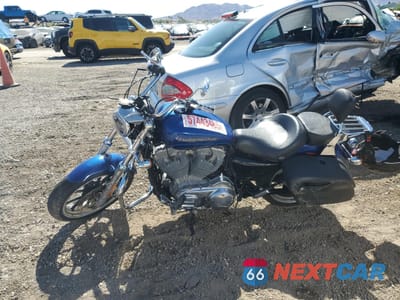 Trzecie zdjęcie samochodu z tyłu: 2017 HARLEY-DAVIDSON XL883 SUPERLOW VIN:1HD4CR214HC409677 - miniatura
