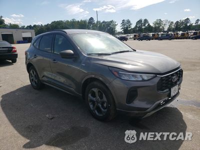 Czwarte zdjęcie samochodu z boku: 2023 FORD ESCAPE ST LINE VIN:1FMCU9MN2PUA86275 - miniatura