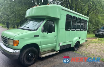 Drugie zdjęcie samochodu z przodu: 2007 FORD ECONOLINE E350 SUPER DUTY CUTAWAY VAN VIN:1FDWE35L67DA89757 - miniatura