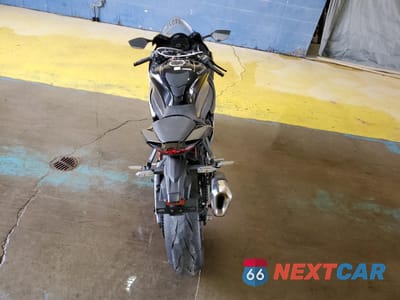Zdjęcie 6 z 10 samochodu: 2023 KAWASAKI ZX1002 M VIN:JKBZXVM18PA005279 - miniatura