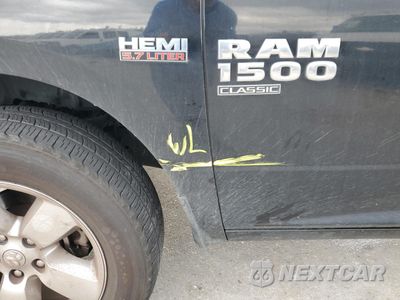 Zdjęcie 12 z 13 samochodu: 2019 RAM 1500 CLASSIC SLT VIN:1C6RR6LT1KS604175 - miniatura