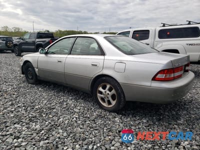 Drugie zdjęcie samochodu z przodu: 2001 LEXUS ES 300 VIN:JT8BF28G710328116 - miniatura