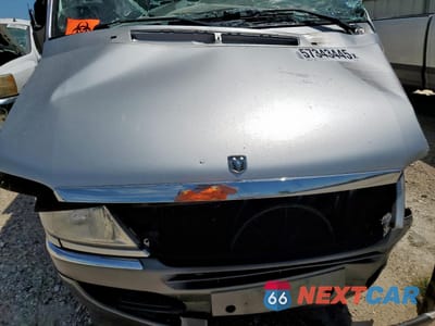 Zdjęcie 7 z 11 samochodu: 2005 DODGE SPRINTER 2500 VIN:WD0PD744855820921 - miniatura