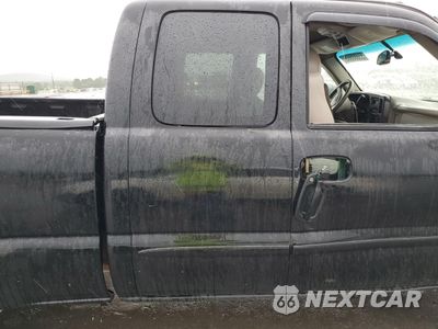 Zdjęcie 10 z 14 samochodu: 2003 GMC SIERRA K1500 DENALI VIN:2GTFK69U531122178 - miniatura