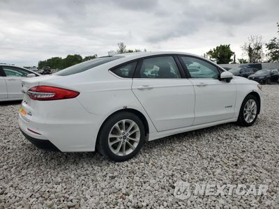 Trzecie zdjęcie samochodu z tyłu: 2019 FORD FUSION SE VIN:3FA6P0LU9KR124877 - miniatura