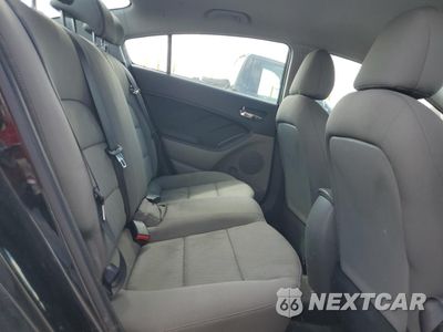 Zdjęcie 10 z 12 samochodu: 2014 KIA FORTE LX VIN:KNAFK4A60E5252742 - miniatura