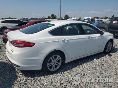 Trzecie zdjęcie samochodu z tyłu: 2018 FORD FUSION SE HYBRID VIN:3FA6P0LU1JR129876 - miniatura