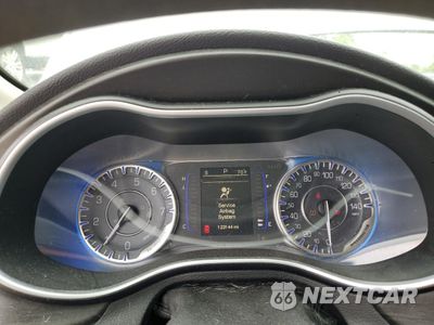 Zdjęcie 9 z 12 samochodu: 2015 CHRYSLER 200 LIMITED VIN:1C3CCCAB2FN502112 - miniatura