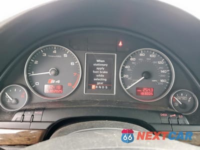 Zdjęcie 9 z 13 samochodu: 2005 AUDI S4 AVANT QUATTRO VIN:WAUXL68E95A056414 - miniatura