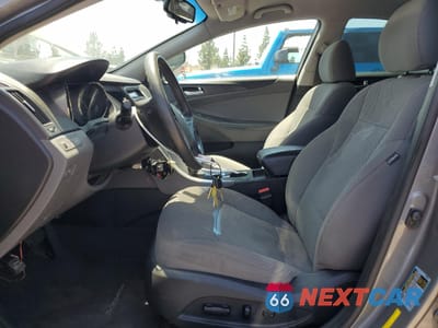 Zdjęcie 7 z 12 samochodu: 2013 HYUNDAI SONATA GLS VIN:5NPEB4AC6DH572330 - miniatura