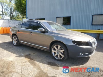 Czwarte zdjęcie samochodu z boku: 2008 VOLVO S80 V8 VIN:YV1AH852581061611 - miniatura