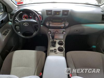 Zdjęcie 8 z 13 samochodu: 2012 TOYOTA HIGHLANDER BASE VIN:5TDBK3EH3CS144436 - miniatura