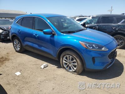 Czwarte zdjęcie samochodu z boku: 2020 FORD ESCAPE SE VIN:1FMCU9G63LUB06371 - miniatura