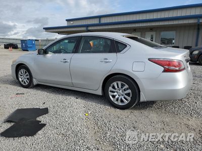 Drugie zdjęcie samochodu z przodu: 2015 NISSAN ALTIMA 2.5 VIN:1N4AL3AP2FC194133 - miniatura