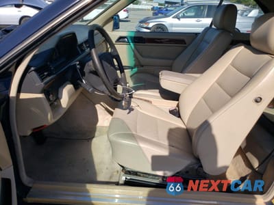 Zdjęcie 7 z 12 samochodu: 1995 MERCEDES-BENZ E 320 VIN:WDBEA66E2SC207160 - miniatura