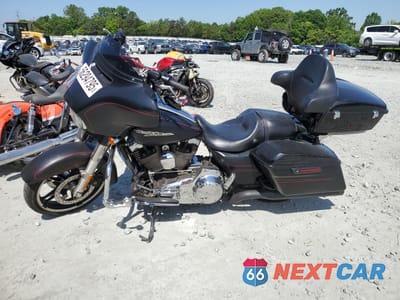 Trzecie zdjęcie samochodu z tyłu: 2014 HARLEY-DAVIDSON FLHXS STREET GLIDE SPECIAL VIN:1HD1KRM15EB647560 - miniatura