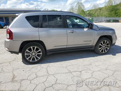 Trzecie zdjęcie samochodu z tyłu: 2017 JEEP COMPASS SPORT VIN:1C4NJCBAXHD166993 - miniatura