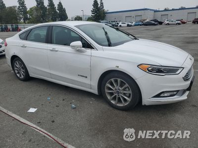 Czwarte zdjęcie samochodu z boku: 2017 FORD FUSION SE HYBRID VIN:3FA6P0LU4HR409754 - miniatura
