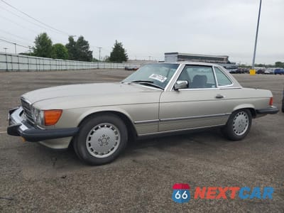 1986 MERCEDES-BENZ 560 SL WDBBA48D1GA042362 - główne zdjęcie licytacji z USA - miniatura