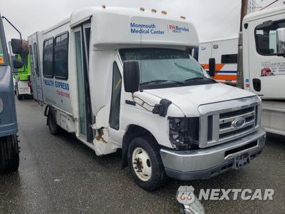 Czwarte zdjęcie samochodu z boku: 2016 FORD ECONOLINE E350 SUPER DUTY CUTAWAY VAN VIN:1FDEE3FS8GDC57908 - miniatura