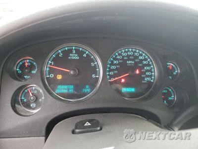 Zdjęcie 9 z 13 samochodu: 2011 CHEVROLET TAHOE K1500 LT VIN:1GNSKBE08BR362719 - miniatura