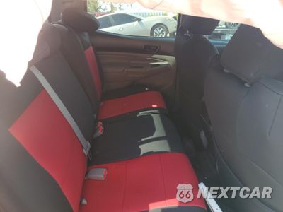 Zdjęcie 10 z 12 samochodu: 2015 TOYOTA TACOMA DOUBLE CAB VIN:3TMLU4EN1FM203062 - miniatura