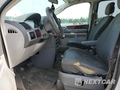 Zdjęcie 7 z 14 samochodu: 2010 CHRYSLER TOWN & COUNTRY TOURING VIN:2A4RR5D17AR421129 - miniatura