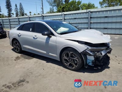 Czwarte zdjęcie samochodu z boku: 2025 KIA K5 GT LINE VIN:KNAG64J74S5304547 - miniatura