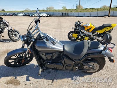 Trzecie zdjęcie samochodu z tyłu: 2013 KAWASAKI VN900 C VIN:JKAVN2C10DA055517 - miniatura