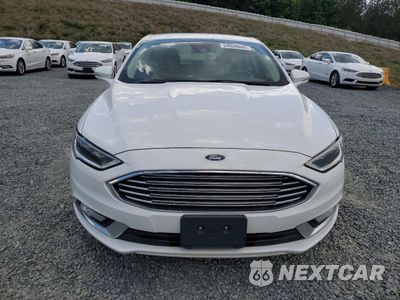 Piąte zdjęcie samochodu w środku: 2017 FORD FUSION SE HYBRID VIN:3FA6P0LU1HR409680 - miniatura