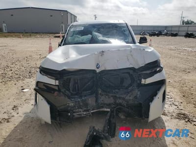 Piąte zdjęcie samochodu w środku: 2024 BMW XM LABEL VIN:5YM33CS0XR9U50905 - miniatura