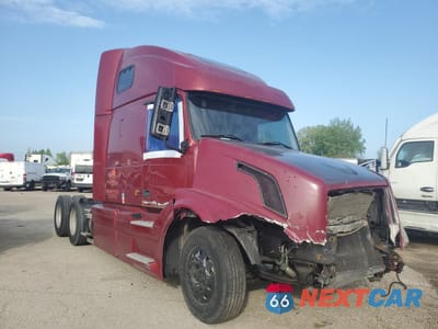 2007 VOLVO VNL SEMI TRUCK 4V4NC9GH57N481491 - główne zdjęcie licytacji z USA - miniatura