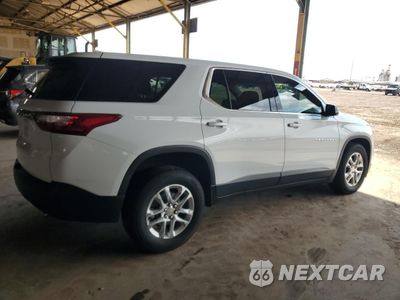 Trzecie zdjęcie samochodu z tyłu: 2019 CHEVROLET TRAVERSE LS VIN:1GNERFKWXKJ219357 - miniatura