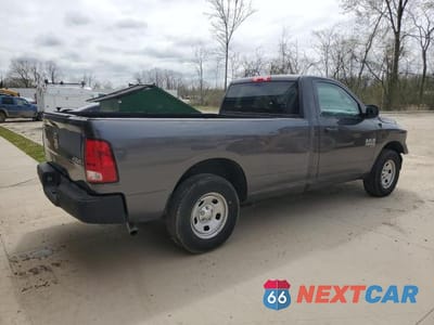 Trzecie zdjęcie samochodu z tyłu: 2022 RAM 1500 CLASSIC TRADESMAN VIN:3C6JR7DG0NG206150 - miniatura