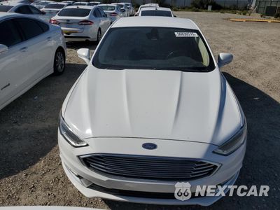 Piąte zdjęcie samochodu w środku: 2017 FORD FUSION SE HYBRID VIN:3FA6P0LU0HR408908 - miniatura