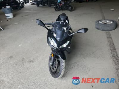 Drugie zdjęcie samochodu z przodu: 2019 KAWASAKI EX400 VIN:JKAEXKG12KDA30105 - miniatura