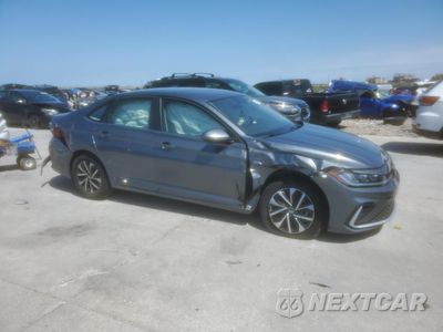Czwarte zdjęcie samochodu z boku: 2025 VOLKSWAGEN JETTA S VIN:3VW5X7BU3SM000873 - miniatura
